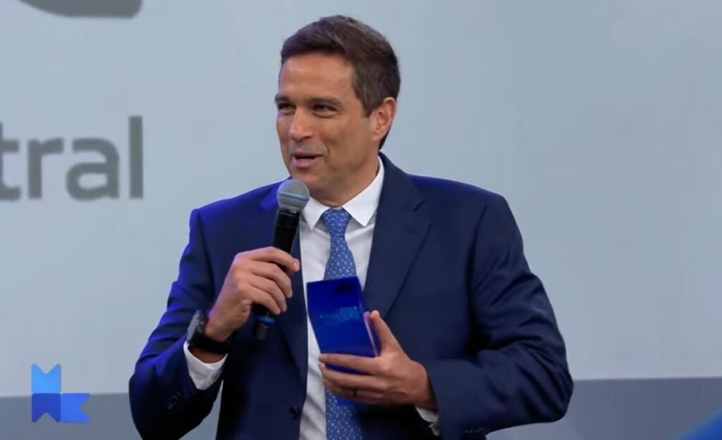 planalto-mira-novo-nome-para-descolar-master-da-imagem-de-lula