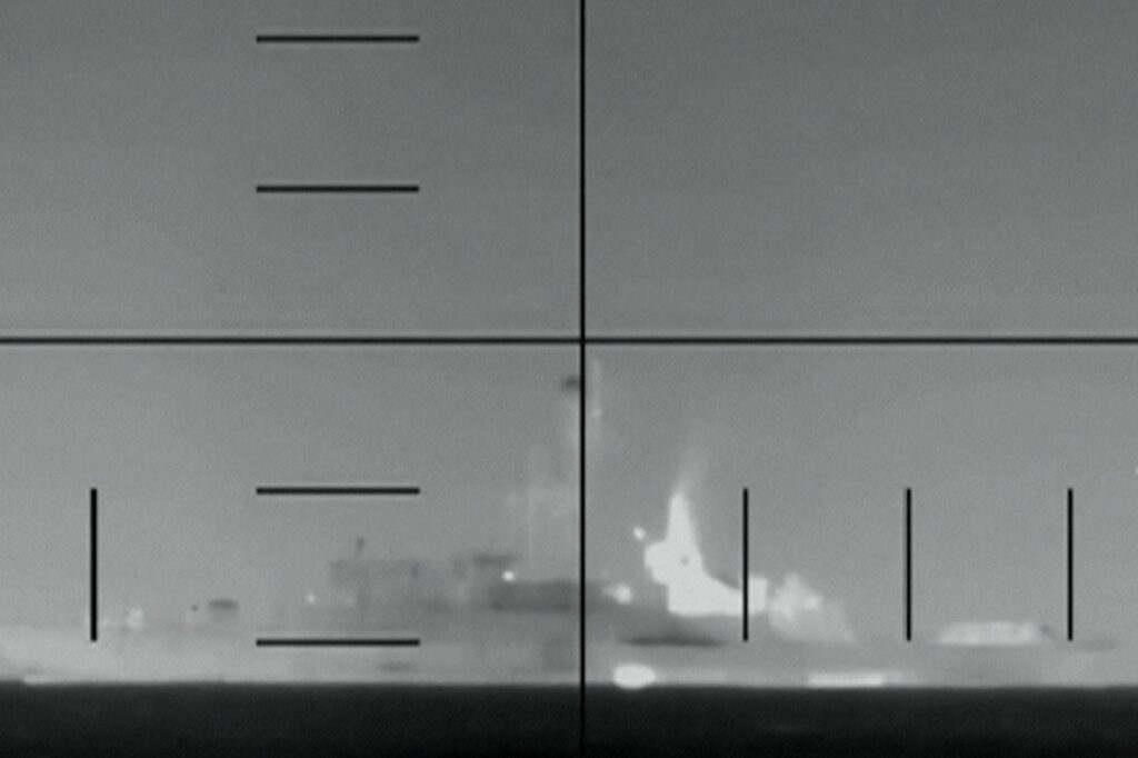 ira-diz-que-os-eua-se-arrependerao-“amargamente”-de-afundar-fragata