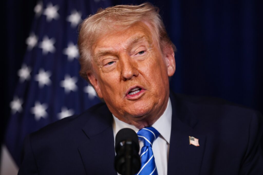 eua:-juiz-ordena-inicio-de-reembolsos-sobre-tarifas-ilegais-de-trump