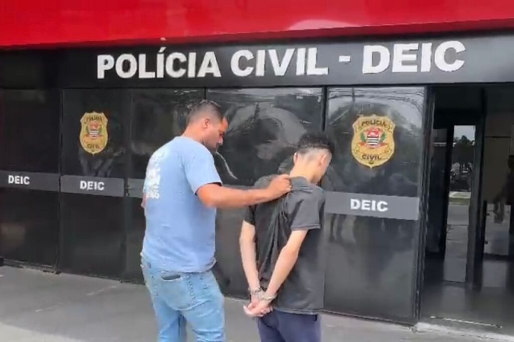 jovem-que-roubava-motos-se-esconde-sob-caixa-d’agua,-mas-e-preso-em-sp