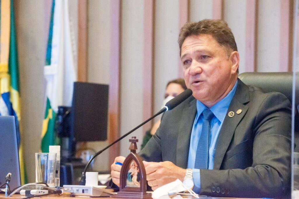 deputado-deixa-base-do-governo-ibaneis-apos-votar-contra-pl-do-brb