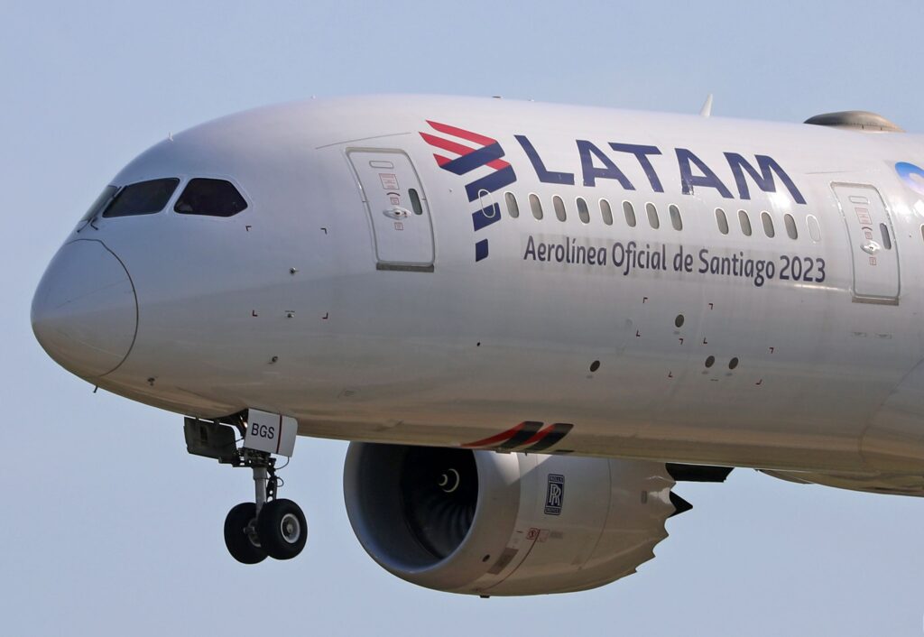 latam-tera-de-pagar-r$-30-mil-por-negar-assento-a-passageiro-pcd