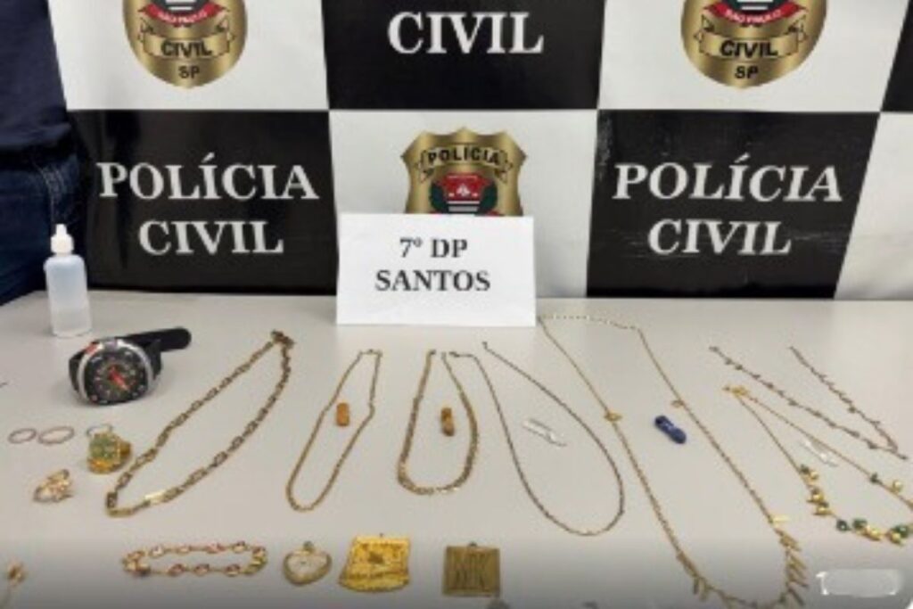 domestica-e-investigada-por-furto-de-r$-400-mil-em-joias-de-imovel