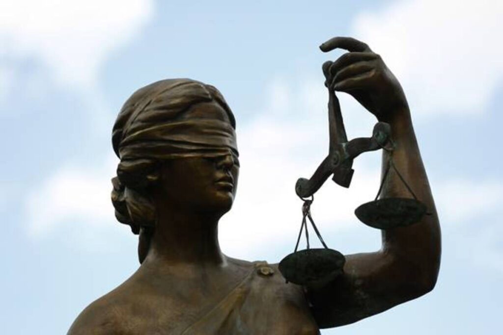 a-esperanca-e-que-ainda-haja-juizes-em-brasilia