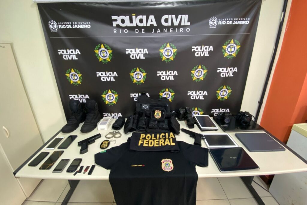 homem-se-passa-por-policial-federal-e-ameaca-funcionarios-no-rj.-veja-video