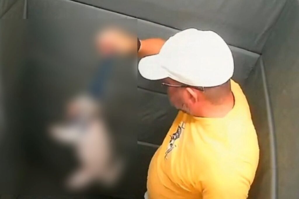 homem-usa-coleira-para-agredir-e-enforcar-cachorro-dentro-de-elevador.-veja-video