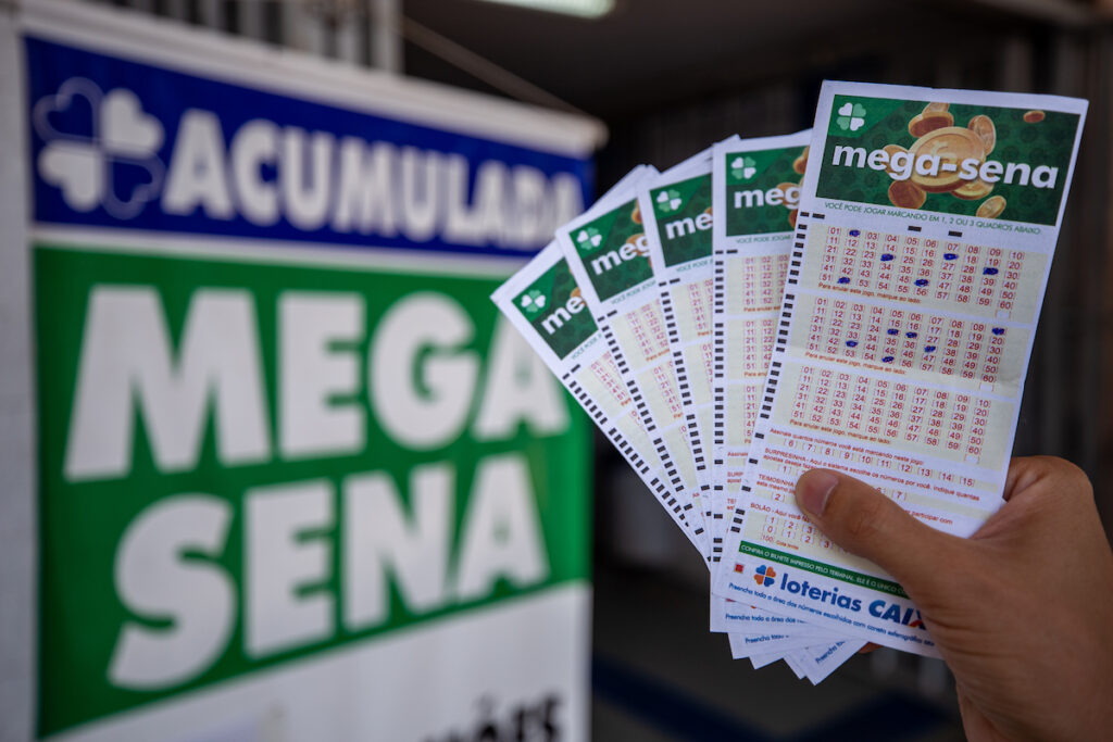 mega-sena-acumula-e-premio-chega-a-r$-60-milhoes.-veja-numeros