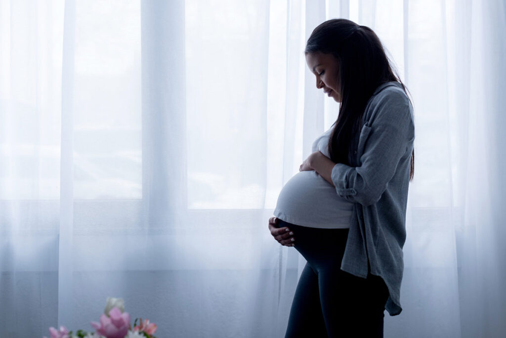 gravida-por-barriga-solidaria-para-o-irmao-tera-licenca-maternidade