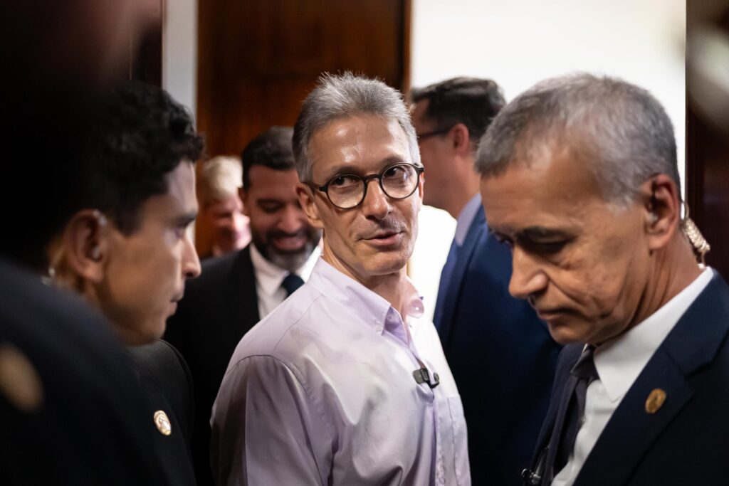 pesquisa-do-pl-mostra-zema-com-pouca-influencia-no-voto-dos-mineiros