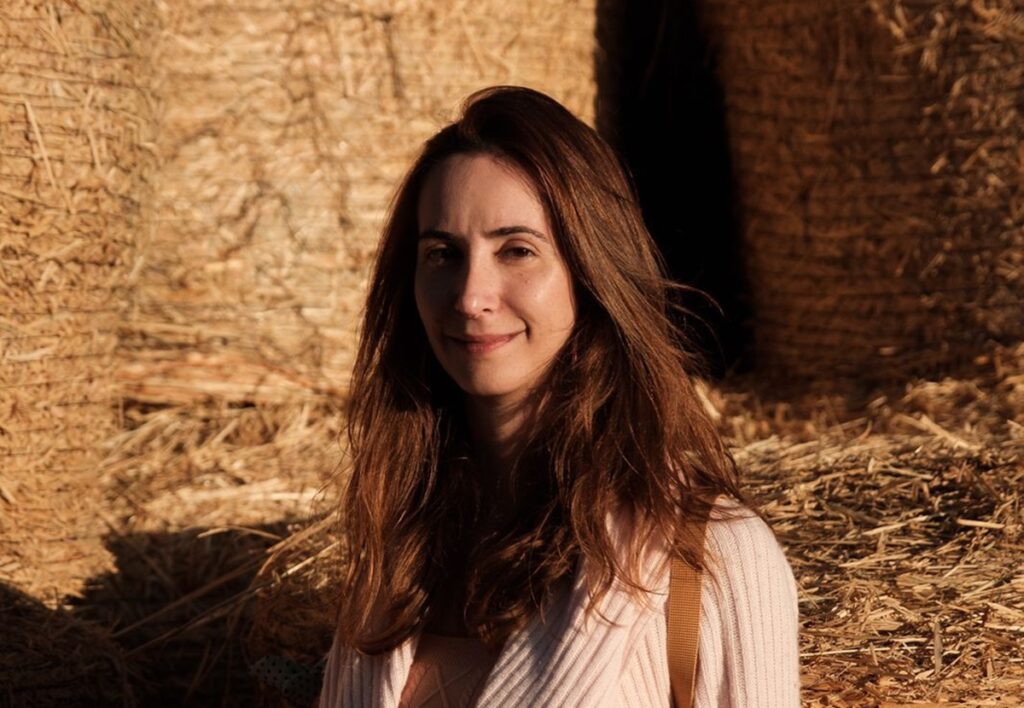 bruna-zanatta-integra-mostra-constelacoes-contemporaneas-no-teatro