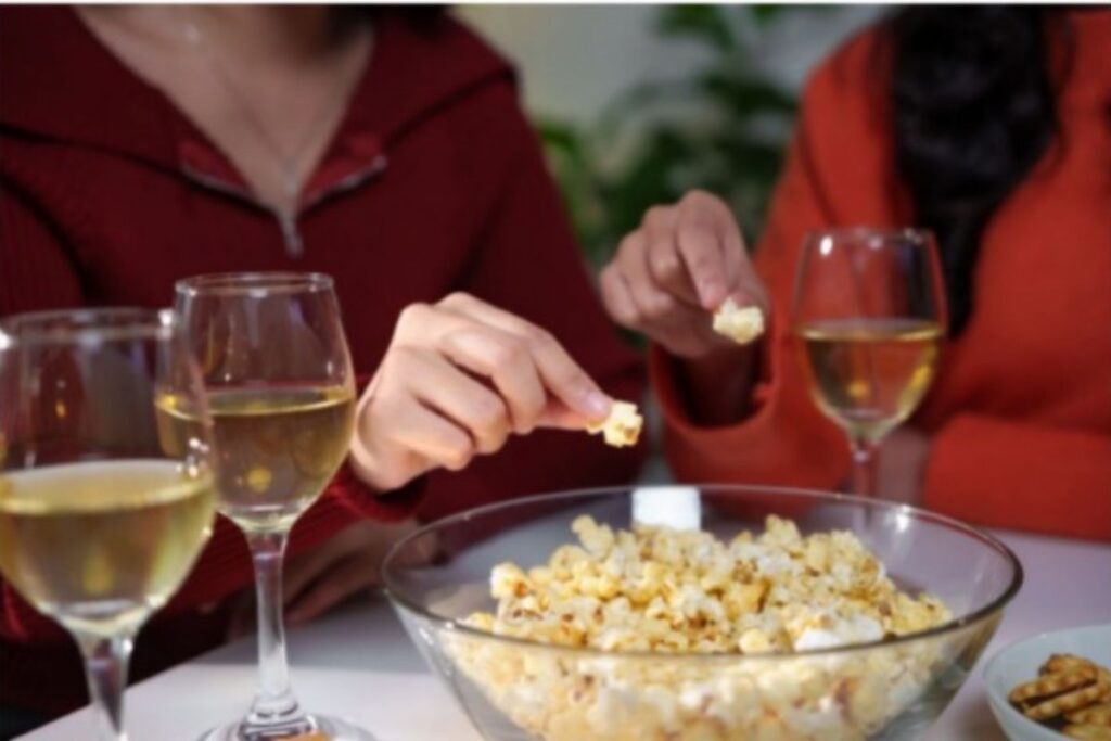 pipoca-com-vinho?-especialista-revela-4-harmonizacoes-surpreendentes