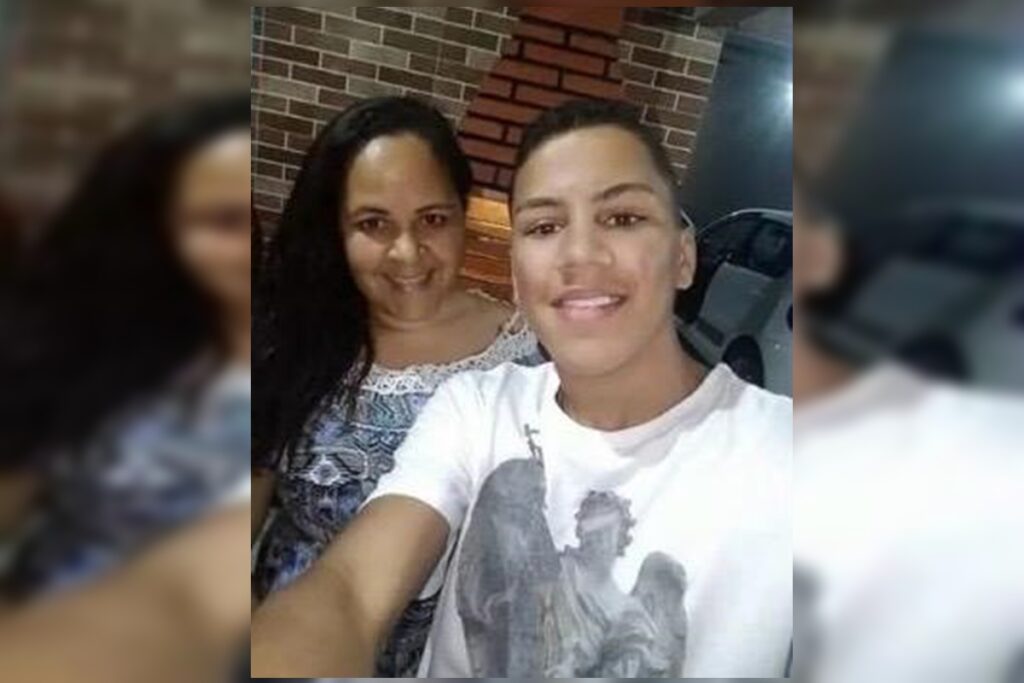 “eternamente-em-mim”,-diz-filho-de-manicure-assassinada-pelo-ex-no-df