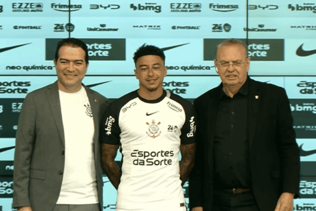 jesse-lingard-e-apresentado-oficialmente-pelo-corinthians;-confira