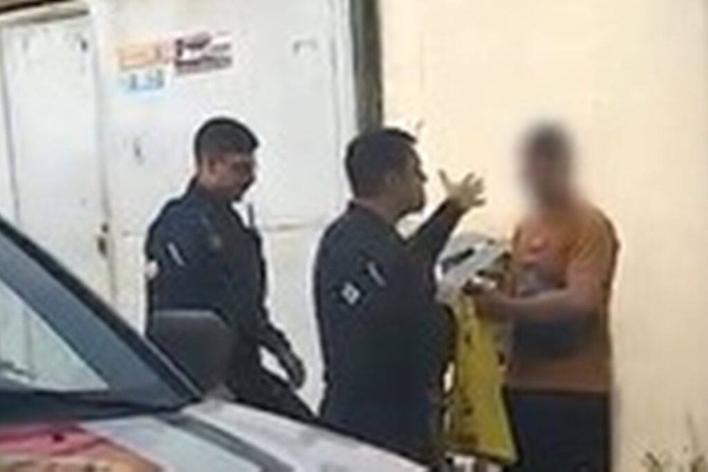 “justica-feita”,-diz-jovem-que-tomou-tapa-na-cara-em-abordagem-da-pm