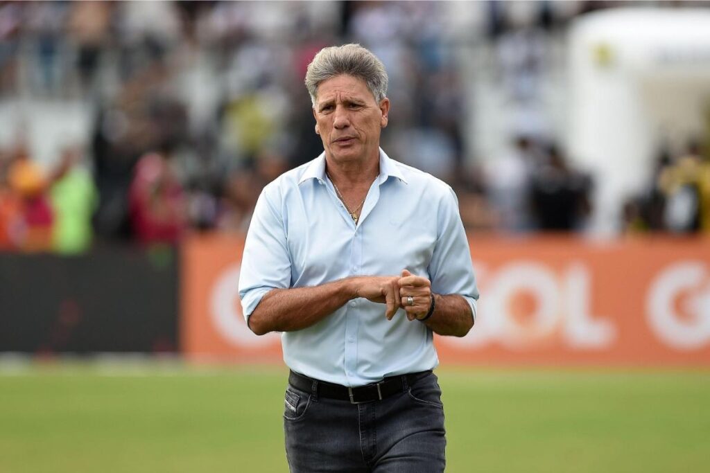 renato-estreia-pelo-vasco-com-tabu-contra-o-palmeiras;-veja-e-aposte