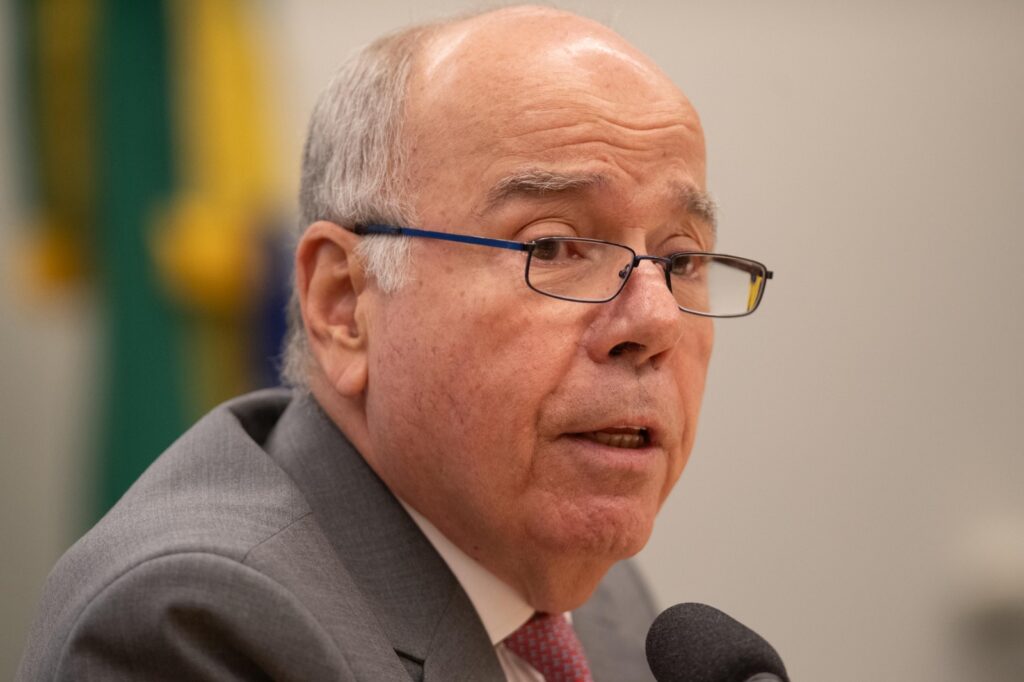 mre-ve-risco-de-ingerencia-em-visita-de-assessor-de-trump-a-bolsonaro