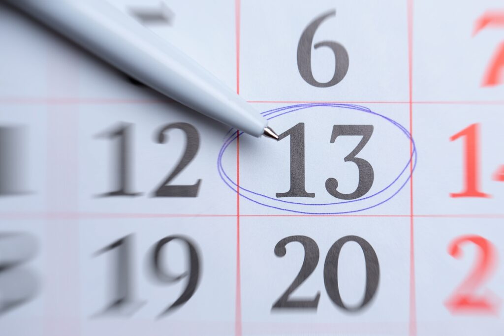 medo-da-sexta-feira-13?-entenda-o-que-e-a-parascavedecatriafobia