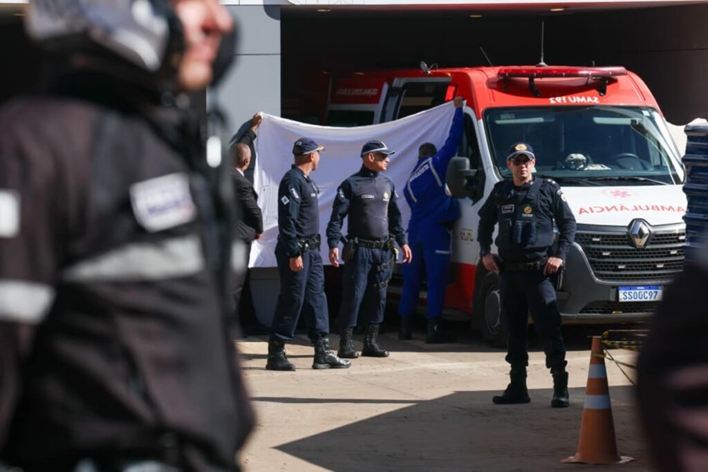 com-bolsonaro-no-hospital,-defesa-faz-novo-pedido-de-prisao-domiciliar