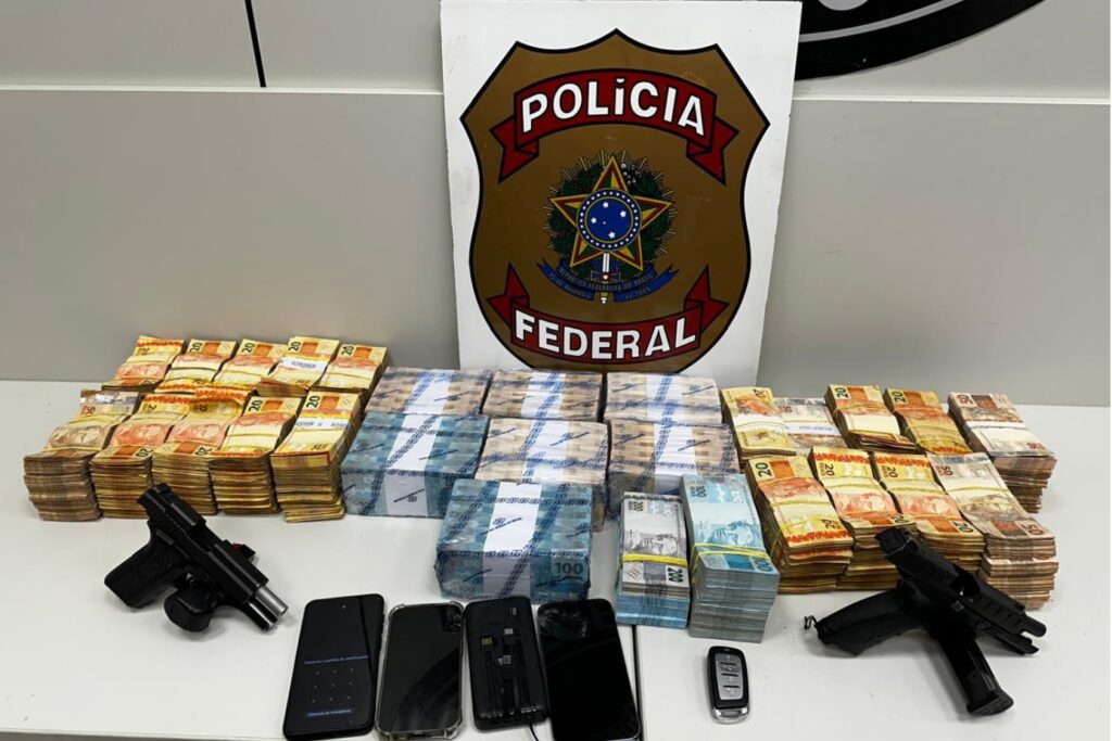 pm-e-preso-com-r$-800-mil-e-suspeita-de-ligacao-com-o-trafico-no-rio