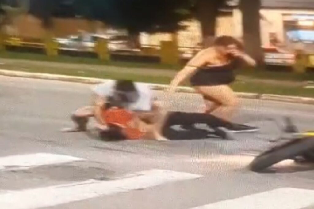 pai-e-espancado-pela-ex-e-apos-questionar-agressoes-as-filhas.-veja-video