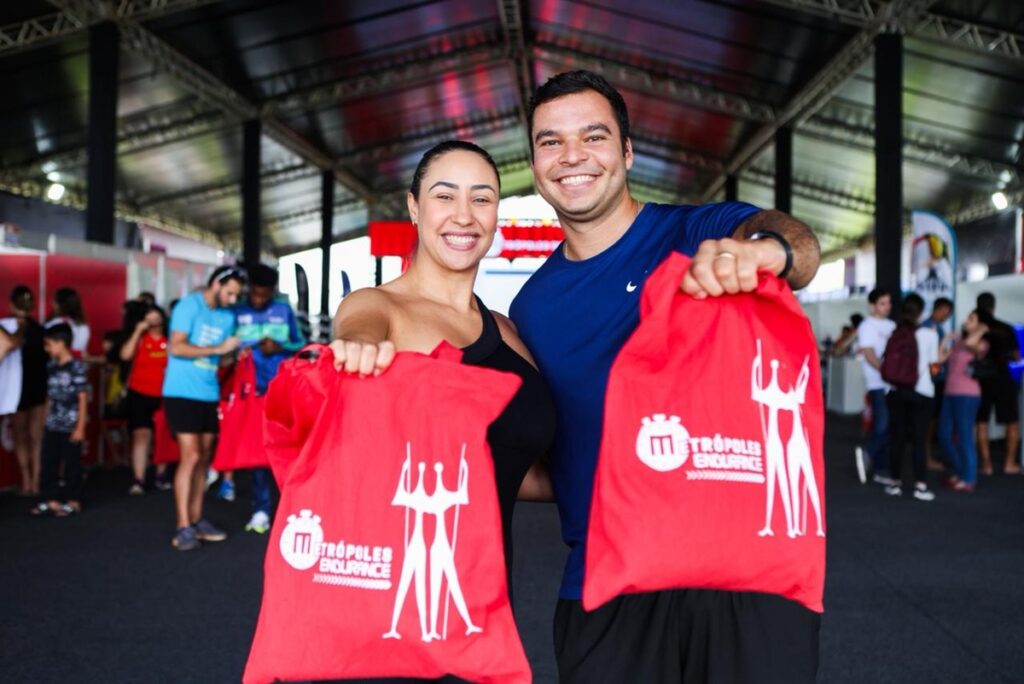 veja-como-foi-a-entrega-final-de-kits-metropoles-endurance-–-corrida
