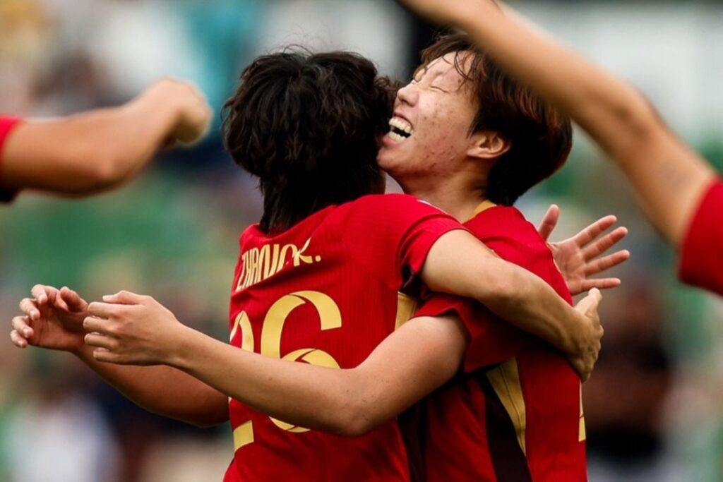china-e-coreia-do-sul-confirmam-vagas-na-copa-do-mundo-no-brasil