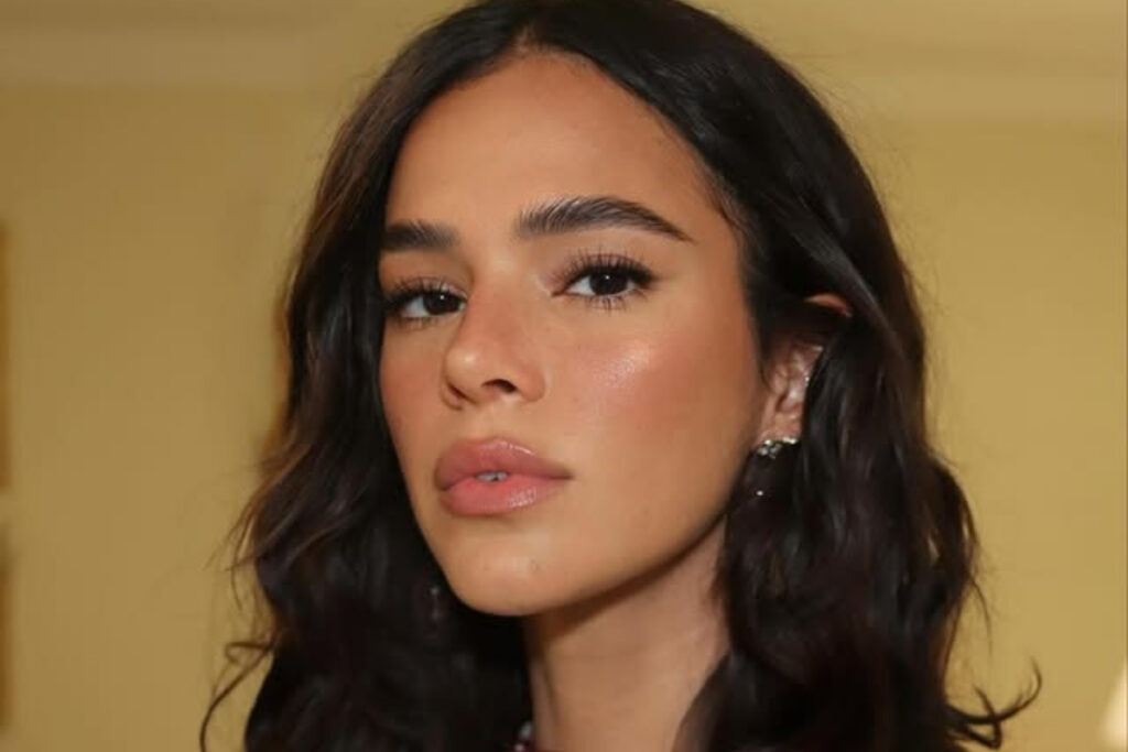 bruna-marquezine-homenageia-wagner-moura-no-oscar:-“molho-brasileiro”