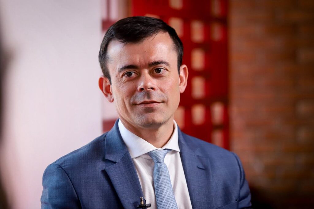 quem-assumira-o-tesouro-na-danca-das-cadeiras-apos-a-saida-de-haddad