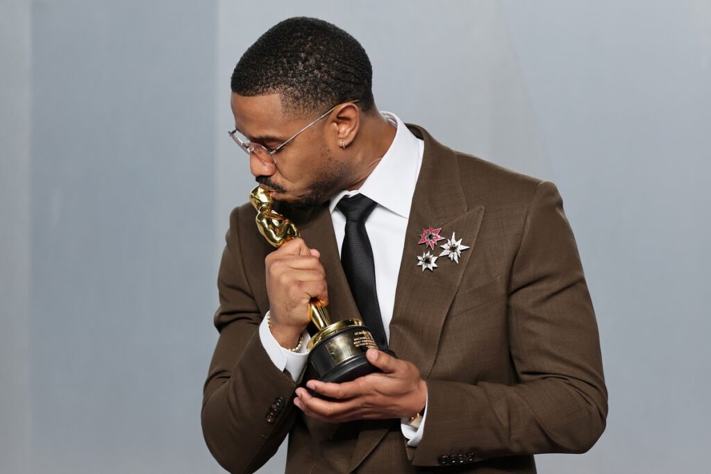 vf-oscar-party-2026-reune-estrelas-e-vencedores-apos-premiacao-iconica