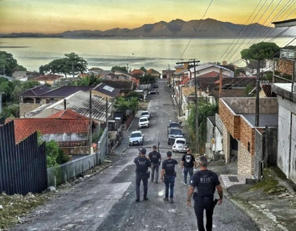 universitario-e-denunciado-apos-usar-simbolos-nazistas-em-rede-social