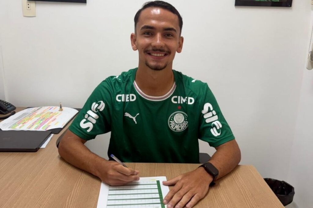 jovem-promessa-do-distrito-federal-assina-contrato-com-o-palmeiras