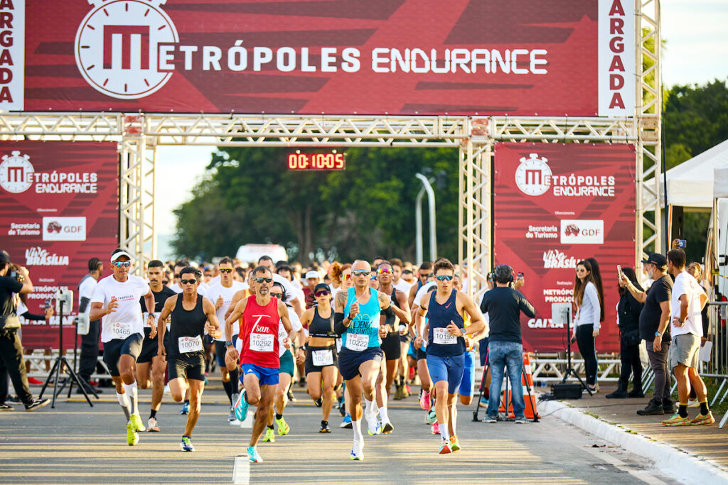 animacao-e-espirito-esportivo-marcam-o-metropoles-endurance-–-corrida.-veja-video