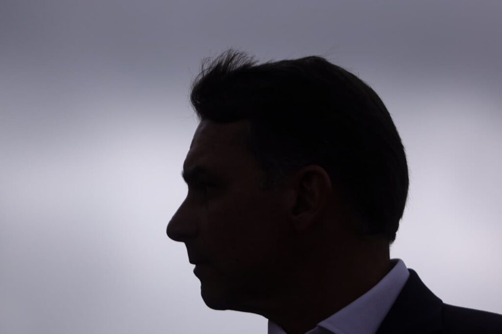 flavio-bolsonaro:-a-heranca-para-evitar-o-esquecimento