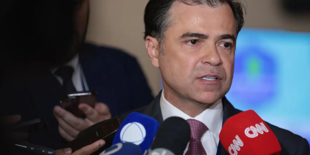 diretor-da-aneel-critica-enel-por-tentar-suspender-processo