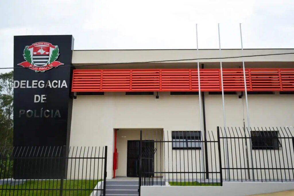 professor-e-acusado-de-assedio-sexual-em-escola-do-interior-de-sp