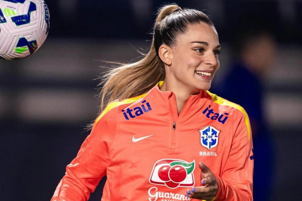 gio-garbelli,-da-selecao,-se-manifesta-apos-ser-acusada-de-racismo