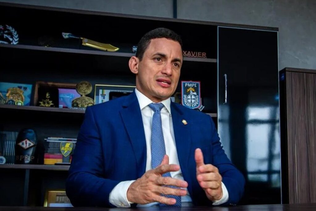 quem-e-o-chefe-de-policia-apontado-como-lider-de-fraude-em-concursos