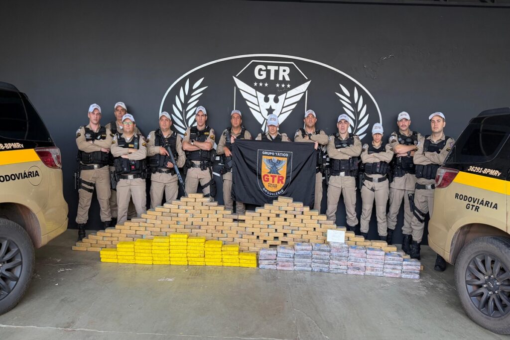 policia-apreende-322-kg-de-cocaina-em-caminhao-de-minerio-em-mg.-veja-video
