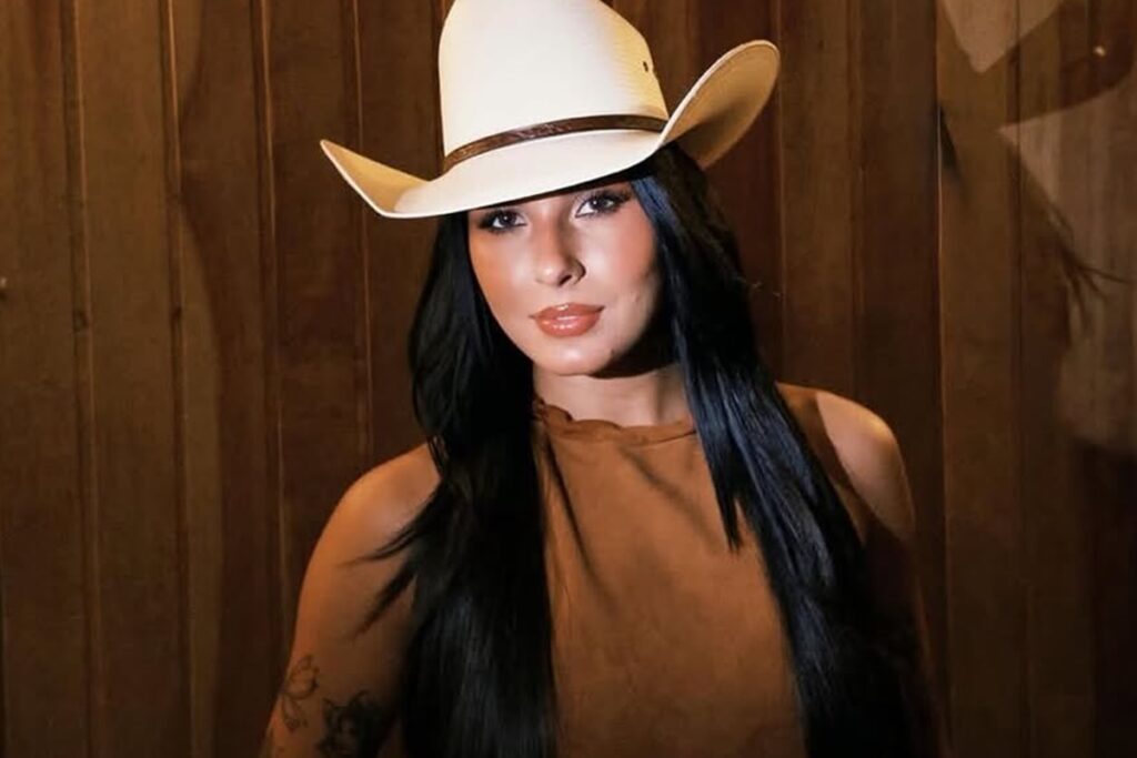 “muito-bonita”,-brinca-ana-castela-ao-ser-barrada-pelo-sistema-de-casa.-veja-video