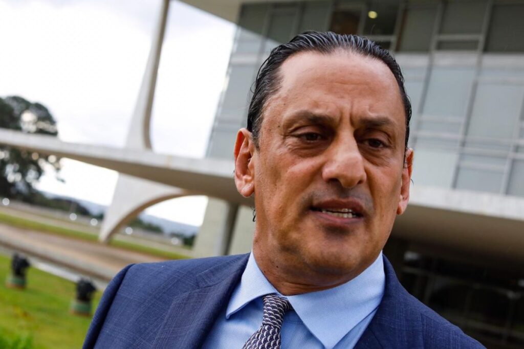 moraes-manda-pgr-analisar-dados-de-wassef-no-caso-das-joias-de-bolsonaro