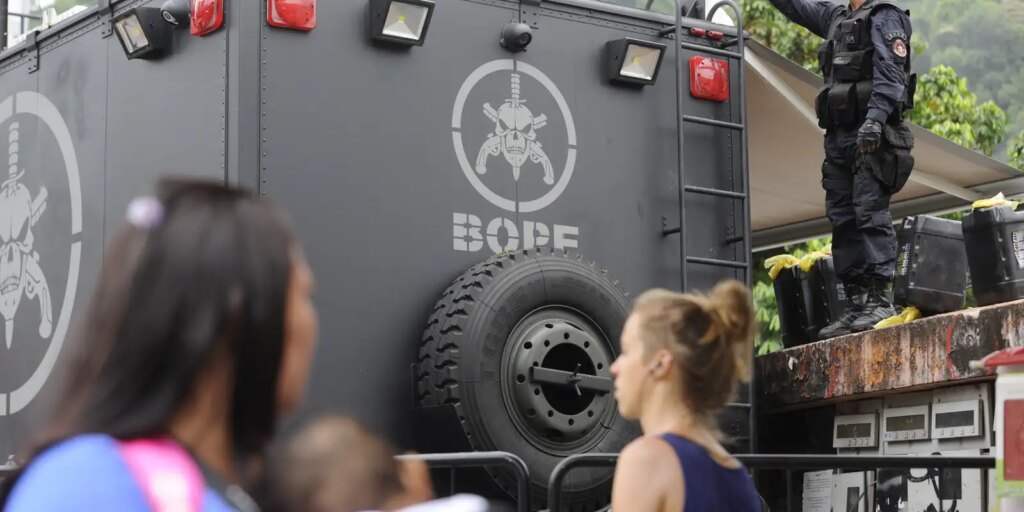 mprj-pede-imagens-de-cameras-dos-pms-da-operacao-no-morro-dos-prazeres