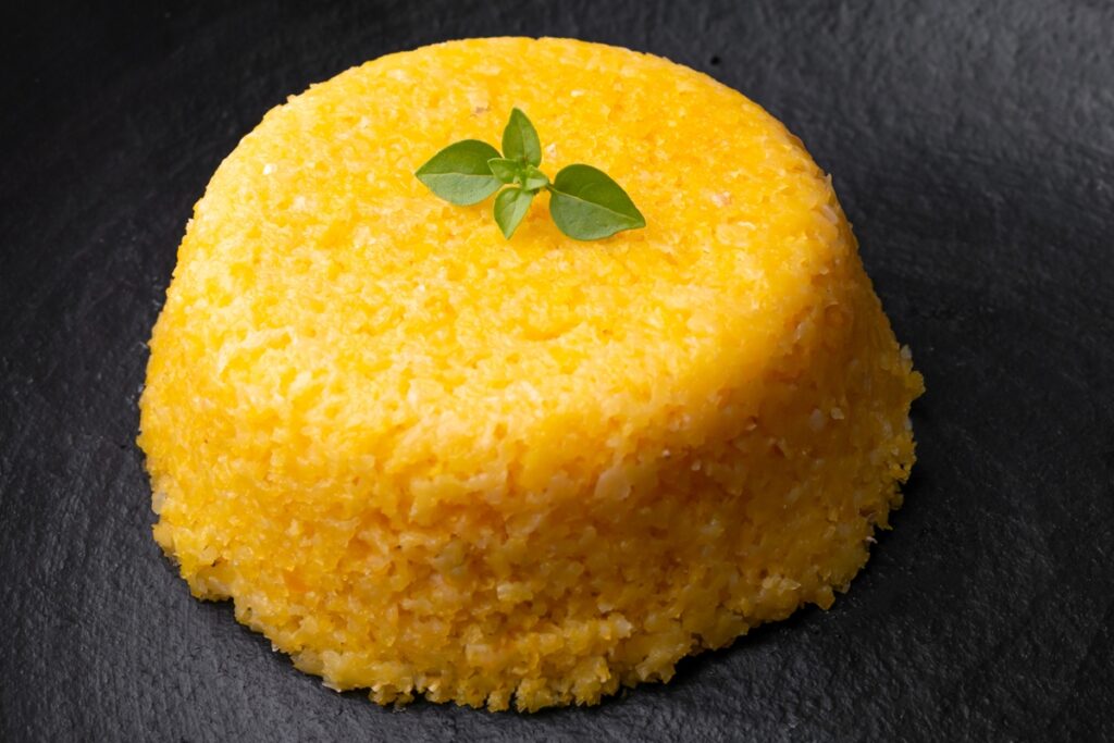 e-saudavel-comer-cuscuz?-saiba-o-que-colocar-no-quitute-para-nao-engordar