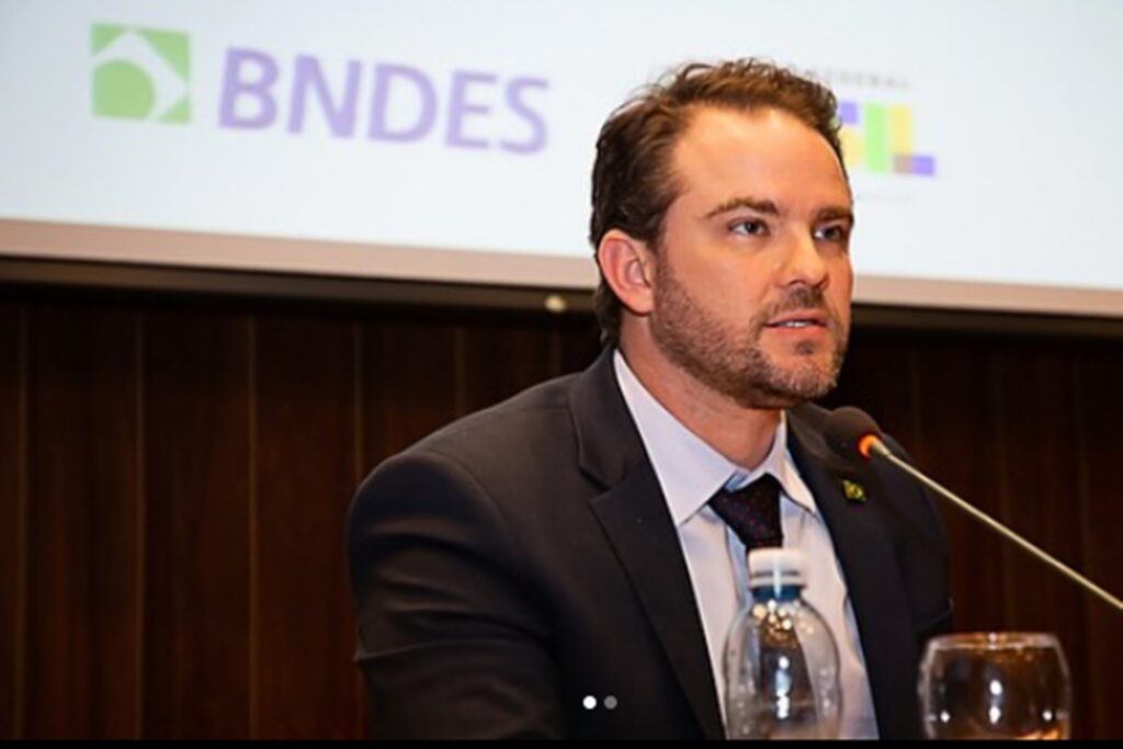 durigan-fala-em-justica-social-e-defende-corte-de-beneficios-fiscais