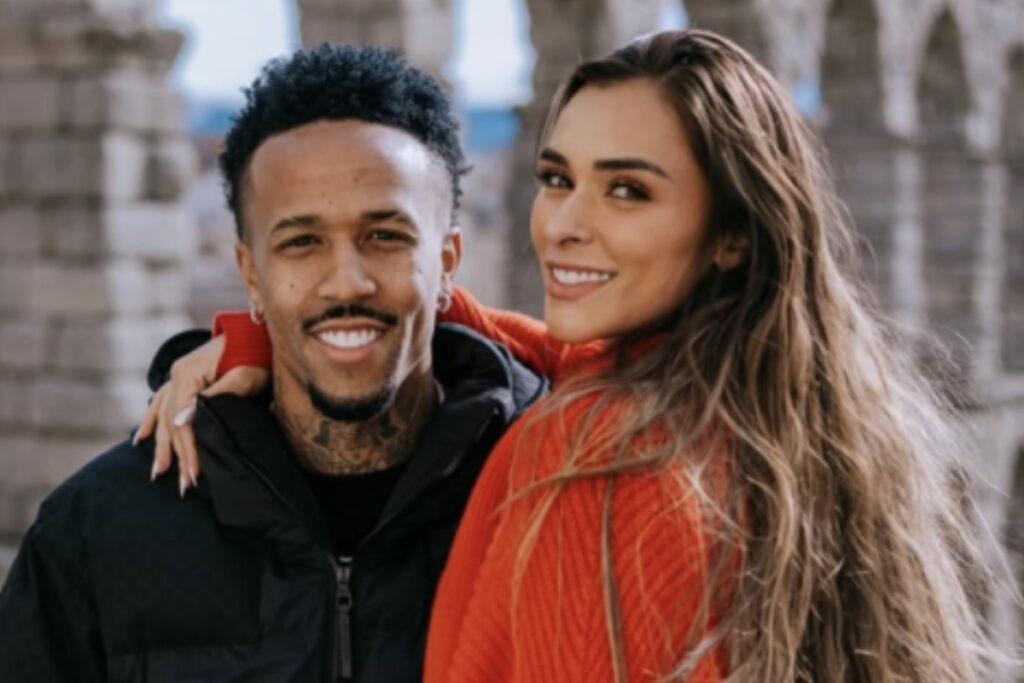 fotos:-gravida,-taina-militao-mostra-barriguinha-nas-redes