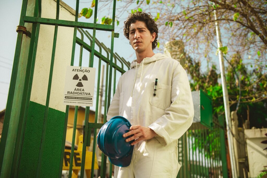 alem-de-serie-da-netflix,-veja-outras-producoes-sobre-o-cesio-137