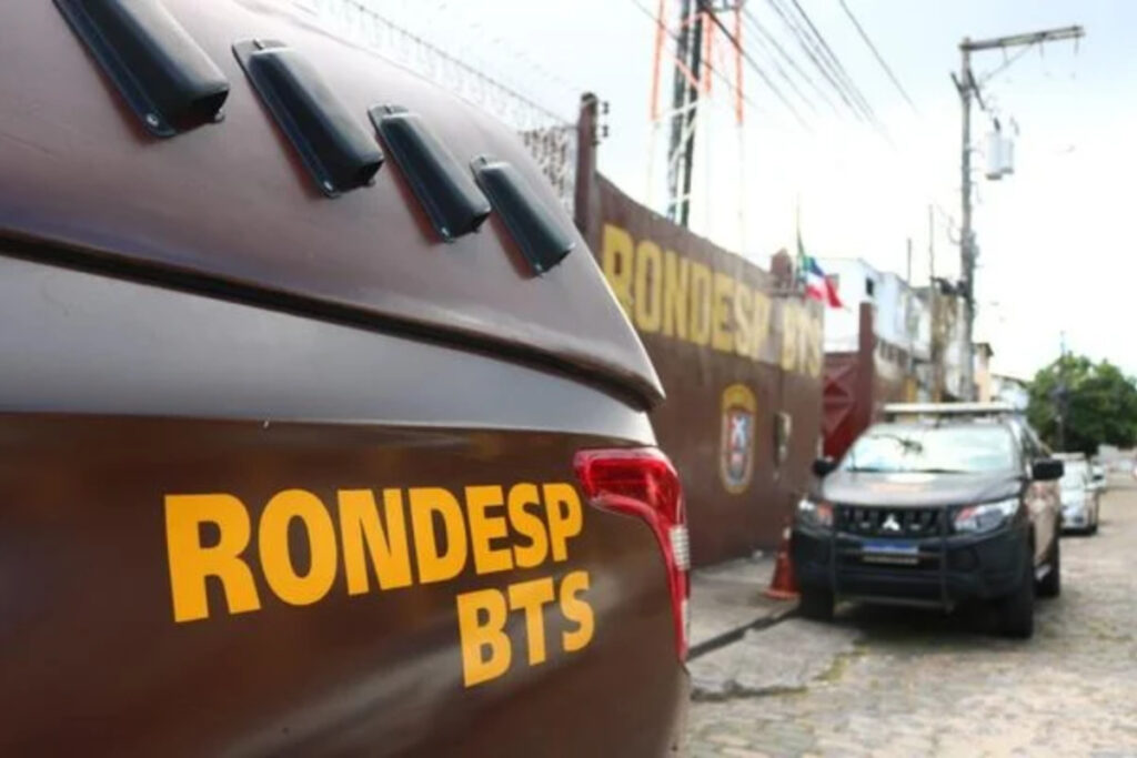 bahia:-4-suspeitos-de-integrarem-faccao-morrem-em-tiroteio-com-a-pm