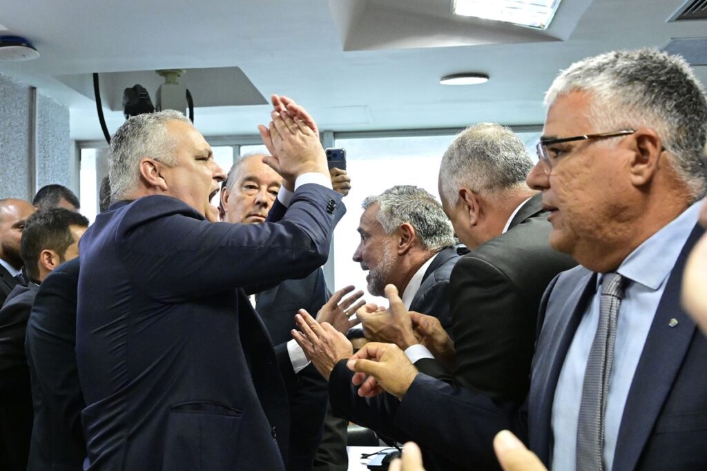 governistas-querem-restringir-prorrogacao-da-cpmi-do-inss-a-15-dias