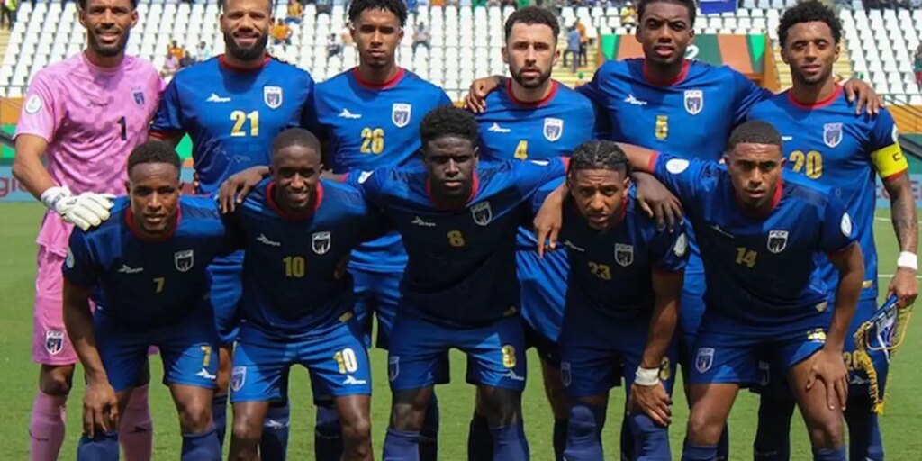 tubaroes-azuis-nadam-contra-a-corrente-rumo-a-copa-2026