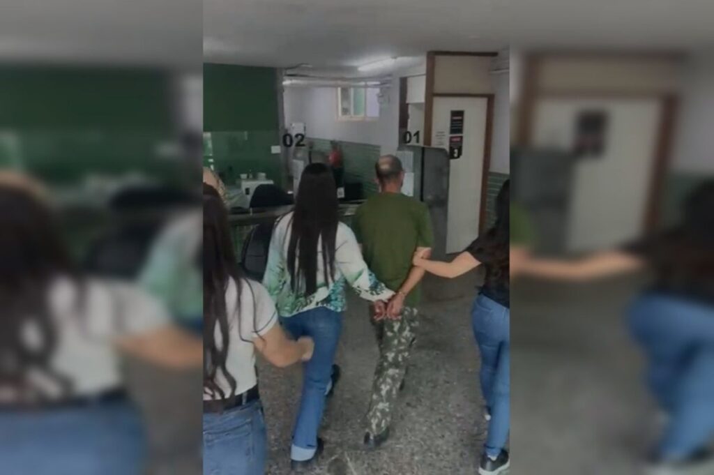 menina-de-8-anos-denuncia-e-avo-flagra-abusador-com-neta-em-galinheiro