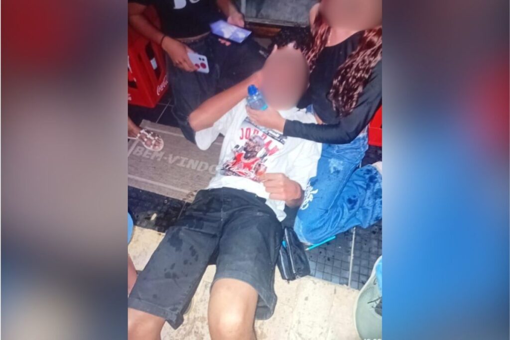 videos-mostram-gangue-aterrorizando-porta-de-escola-em-sao-paulo.-veja